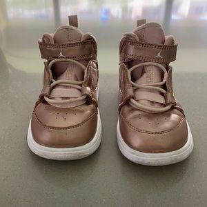 Girls Nike Jordan Size 8 Rose Gold